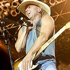 Kenny Chesney Centurylink Seating Chart